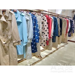 广州品牌女装批发市场探秘 加厚大衣采购全攻略
